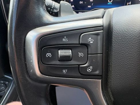 Used 2022 Chevrolet Silverado 1500 LT Trail Boss w/ LT Trail Boss Premium Package AWD/4WD image 19