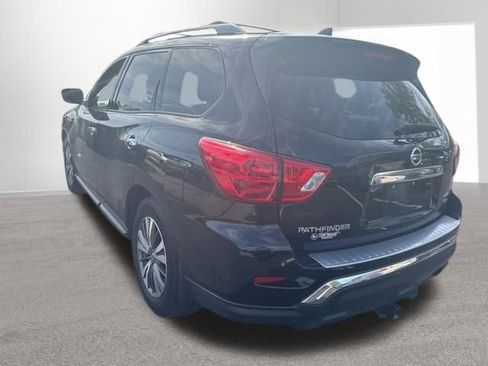 Used 2020 Nissan Pathfinder SV AWD/4WD image 3