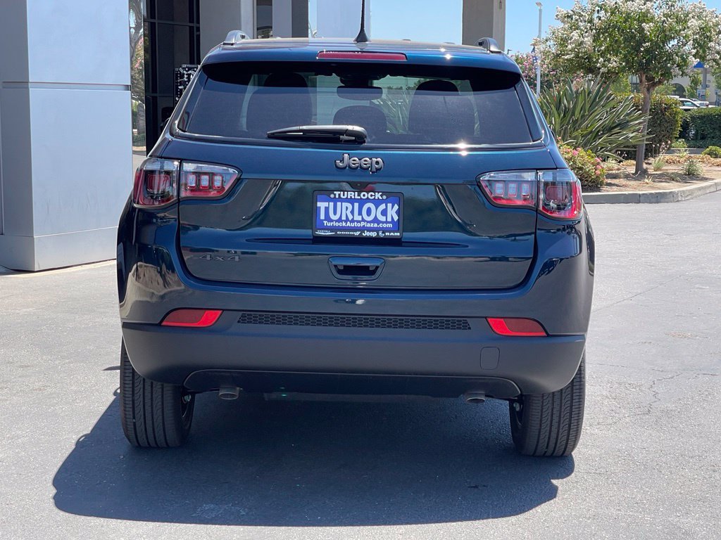 New 2026 Jeep Compass Latitude AWD/4WD image 7