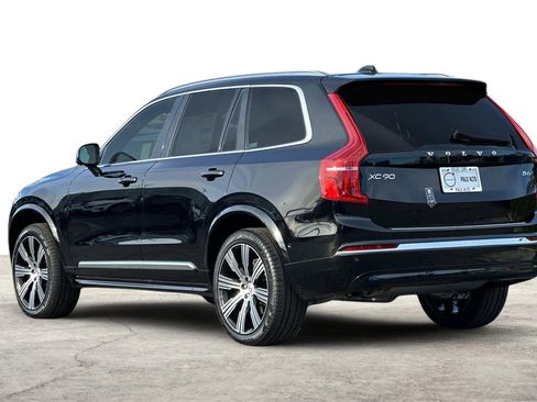 Certified 2025 Volvo XC90 B6 Plus w/ Protection Package Premier image 7
