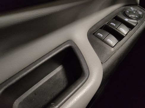 Used 2020 Chevrolet Equinox LS w/ LS Convenience Package image 27