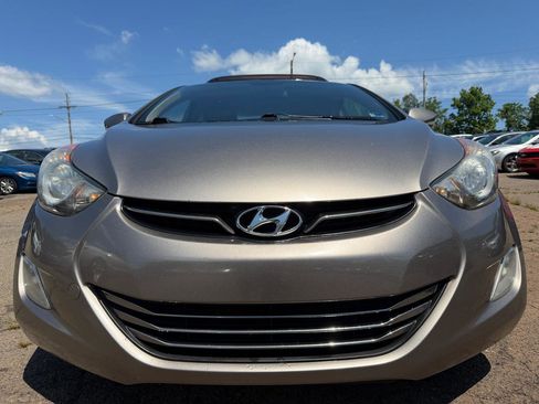 Used 2012 Hyundai Elantra Limited w/ Technology Pkg 5 FWD image 2