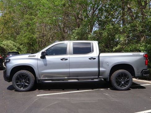 Used 2021 Chevrolet Silverado 1500 LT Trail Boss w/ Convenience Package II AWD/4WD image 4