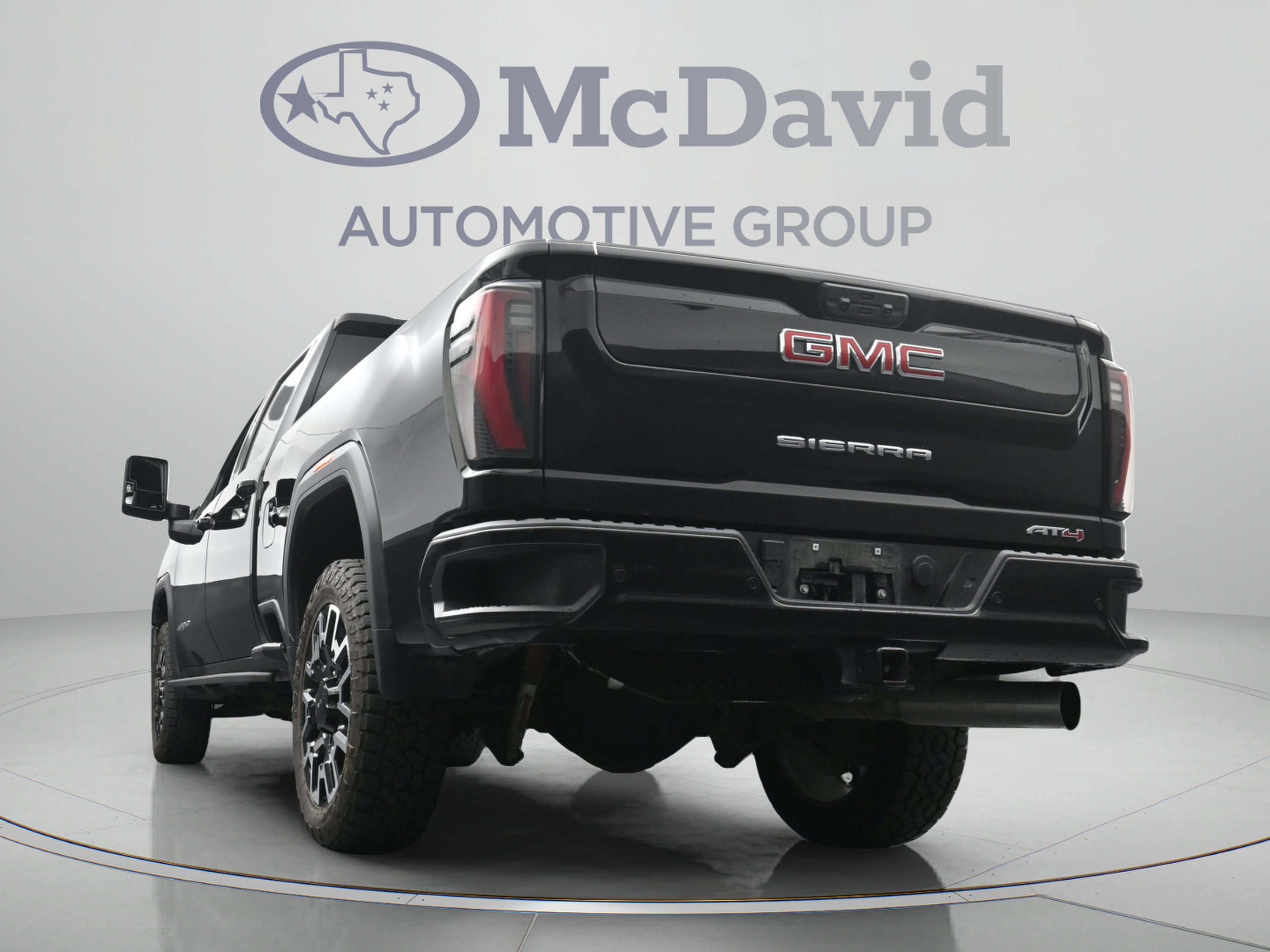 Used 2024 GMC Sierra 2500 AT4 w/ AT4 Premium Plus Package AWD/4WD image 30