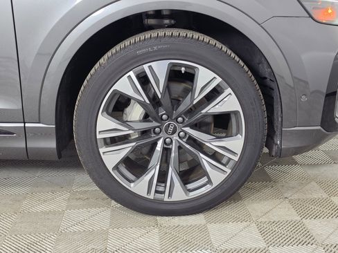 New 2025 Audi Q8 Premium Plus AWD/4WD image 9
