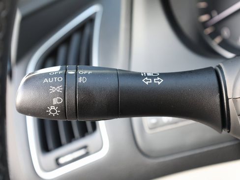 Certified 2022 INFINITI Q50 Luxe w/ Cargo Package image 40