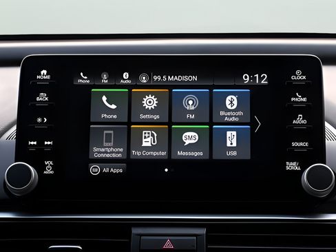 Used 2018 Honda Accord Sport image 14