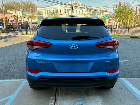 Used 2017 Hyundai Tucson SE AWD/4WD image 5