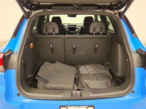 Used 2023 Chevrolet TrailBlazer RS w/ Sun and Liftgate Package FWD image 6