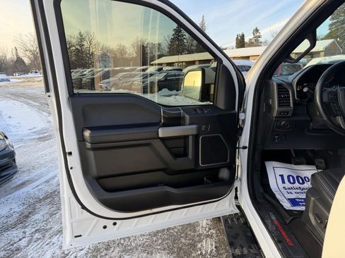 Used 2019 Ford F150 Raptor w/ Equipment Group 802A Luxury image 10