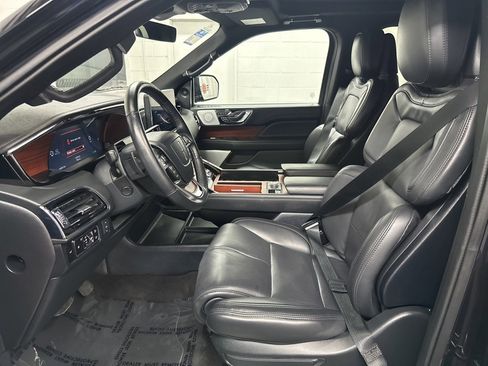 Used 2023 Lincoln Navigator L Reserve image 20