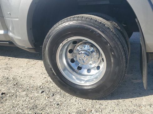 Used 2023 RAM 3500 Limited image 5