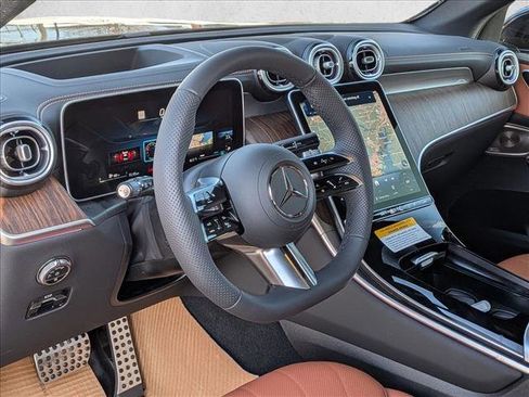 New 2026 Mercedes-Benz GLC 300 4MATIC image 3