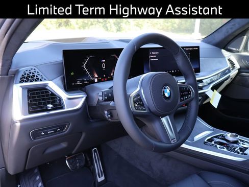Used 2026 BMW X7 xDrive40i w/ Executive Package AWD/4WD image 22