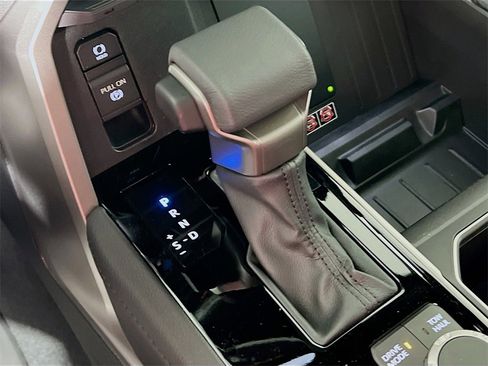 Used 2025 Toyota Tundra Limited image 15