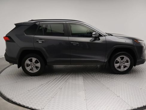 Used 2025 Toyota RAV4 XLE w/ Convenience Package FWD image 7