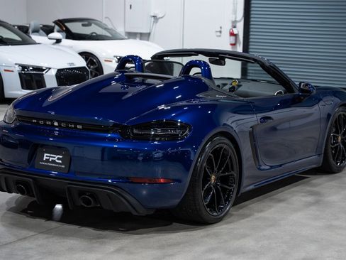 Used 2020 Porsche 718 Boxster Spyder RWD image 7