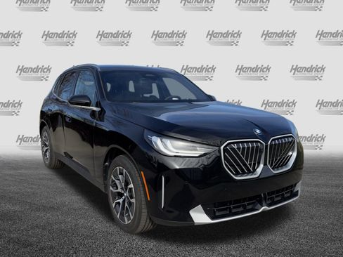 Certified 2025 BMW X3 xDrive30i image 2