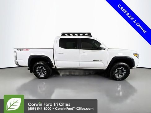 Used 2023 Toyota Tacoma TRD Off-Road image 18