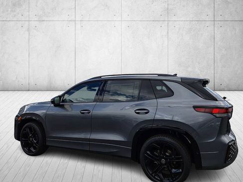 New 2026 Volkswagen Tiguan SE R-Line image 7