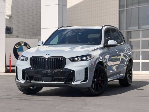Used 2024 BMW X5 xDrive40i w/ M Sport Package AWD/4WD image 1