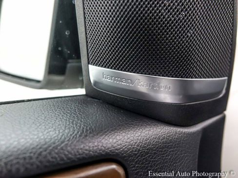 Used 2018 Mercedes-Benz GLE 43 AMG 4MATIC image 31