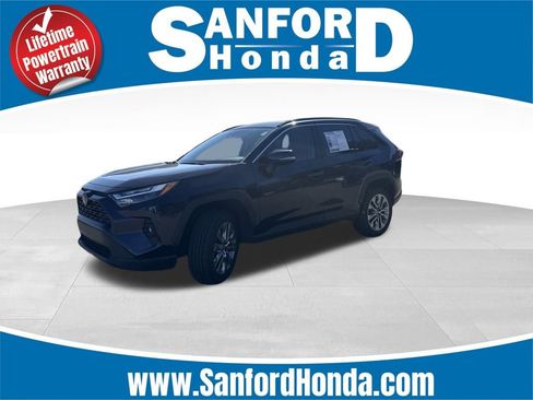 Used 2023 Toyota RAV4 XLE Premium image 1