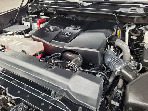 Used 2022 Toyota Tundra SR5 image 34