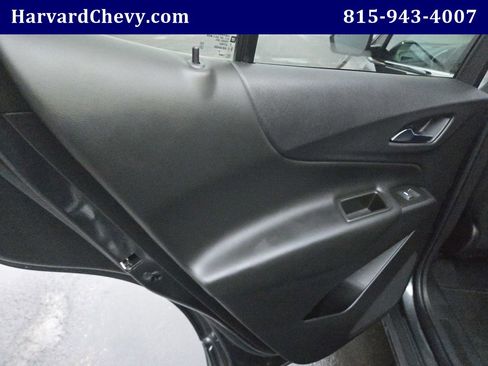 Used 2021 Chevrolet Equinox LT image 34