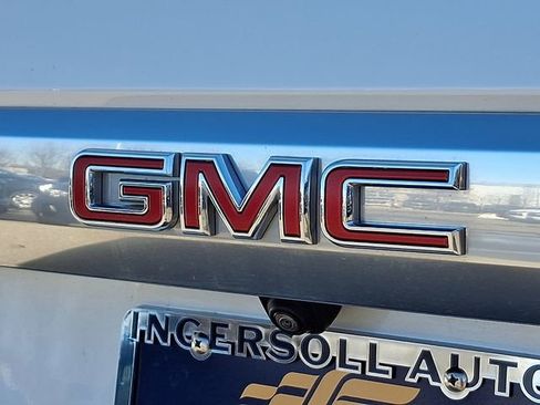 Used 2023 GMC Yukon Denali image 33