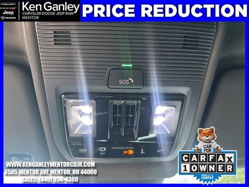 Used 2025 Volkswagen Atlas Cross Sport SEL R-Line AWD/4WD image 19