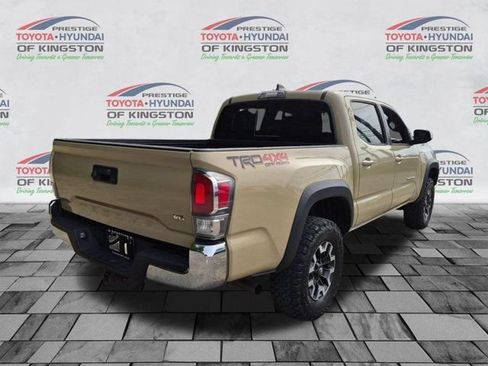 Used 2020 Toyota Tacoma TRD Off-Road AWD/4WD image 3