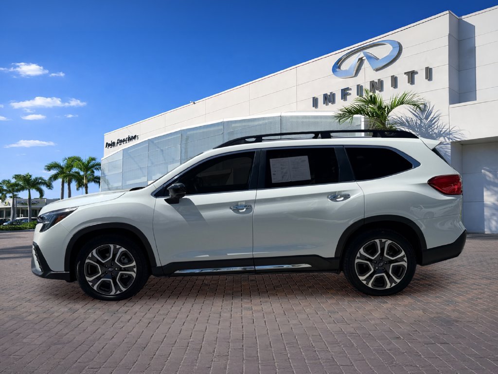 Used 2024 Subaru Ascent Touring AWD/4WD image 4