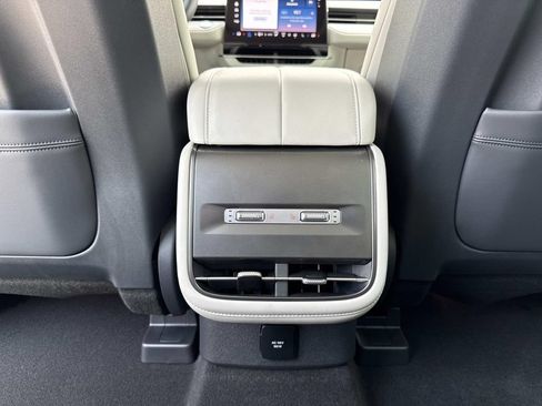 New 2026 Lincoln Nautilus Premier w/ Equipment Group 102A AWD/4WD image 16