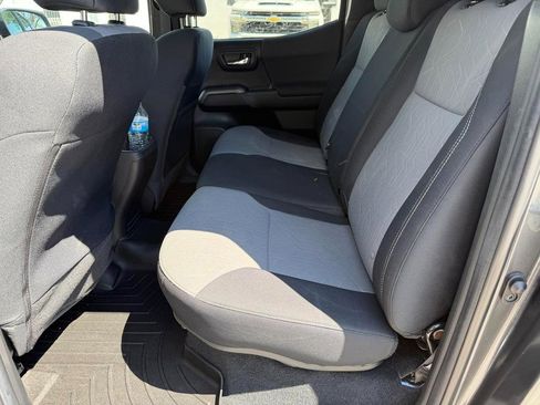 Used 2023 Toyota Tacoma TRD Sport w/ Advanced Technology Package image 11