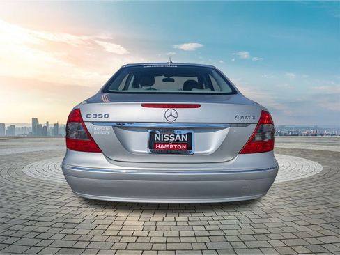 Used 2007 Mercedes-Benz E 350 4MATIC Sedan image 6