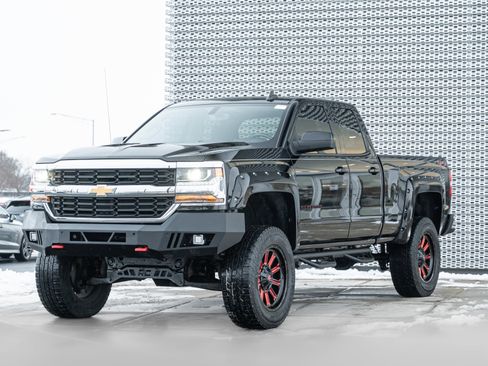 Used 2019 Chevrolet Silverado 1500 LT image 7