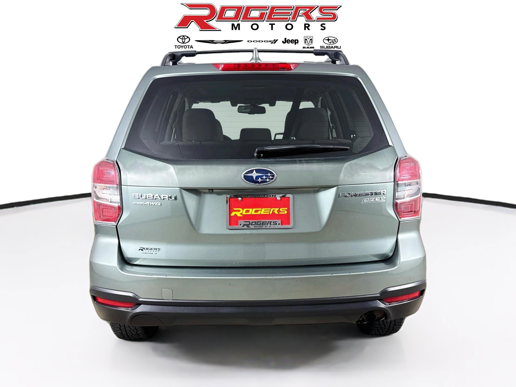 Used 2016 Subaru Forester 2.5i Premium AWD/4WD image 7