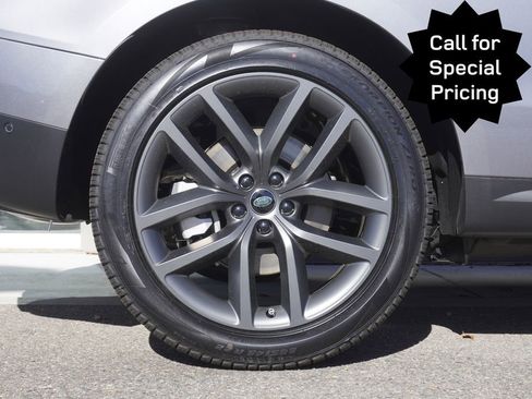 New 2025 Land Rover Range Rover Sport SE image 34