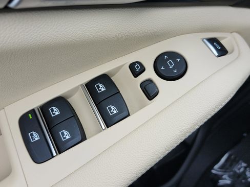 Used 2021 BMW X5 xDrive40i w/ Convenience Package image 41