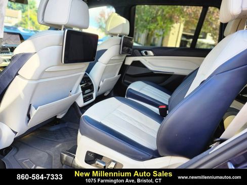 Used 2020 BMW X7 M50i w/ Executive Package image 16