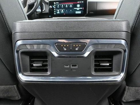 Used 2024 GMC Sierra 2500 Denali w/ Denali Reserve Package image 50