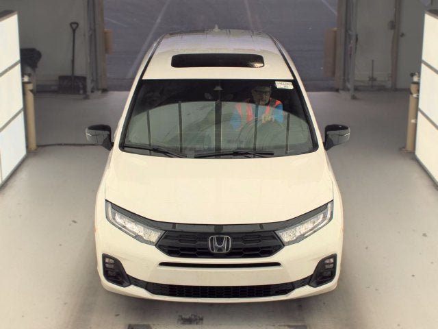 Used 2025 Honda Odyssey Sport-L image 25