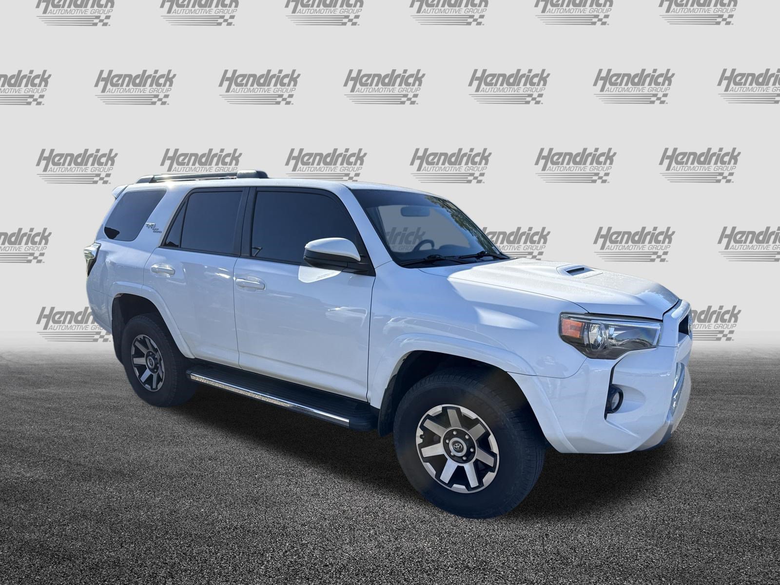 Used 2019 Toyota 4Runner TRD Off-Road AWD/4WD image 2