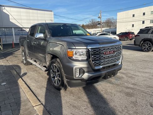 Used 2022 GMC Canyon Denali image 1