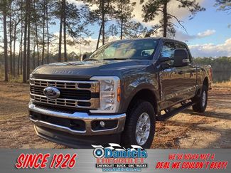 Used 2025 Ford F250 XLT w/ FX4 Off-Road Package video 1