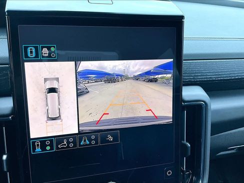 Used 2025 GMC Yukon XL AT4 Ultimate w/ LPO, Floor Liner Package image 27