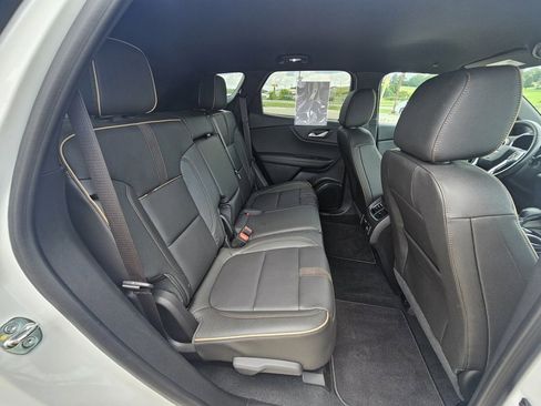 Used 2023 Chevrolet Blazer Premier image 29