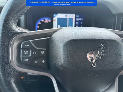 Certified 2022 Ford Bronco Badlands w/ Sasquatch Package AWD/4WD image 13
