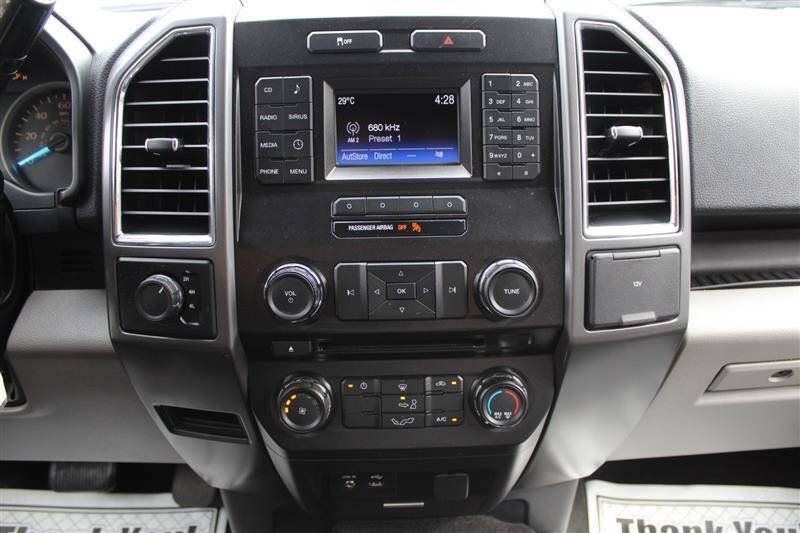Used 2015 Ford F150 XLT AWD/4WD image 18